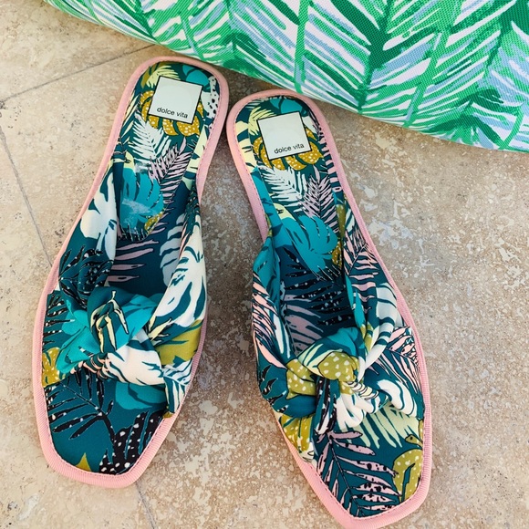 Dolce Vita Odele Palm Print Slide Sandal - Picture 1 of 5